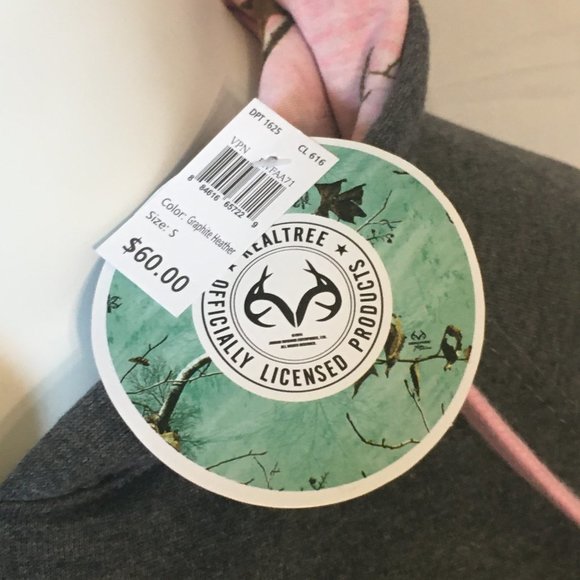 Realtree Xtra Gray Pink Camo Pullover Hoodie - Picture 5 of 8